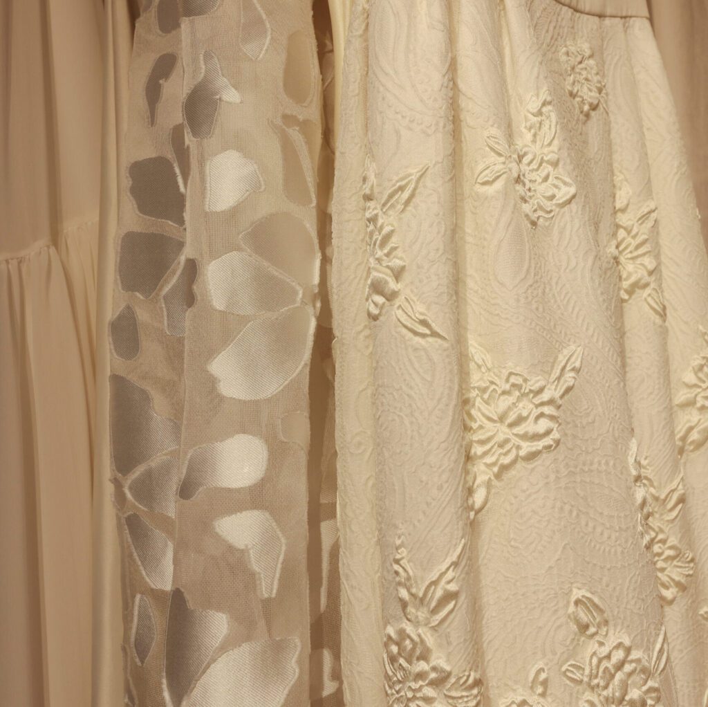 detalle tejido vestidos novia
