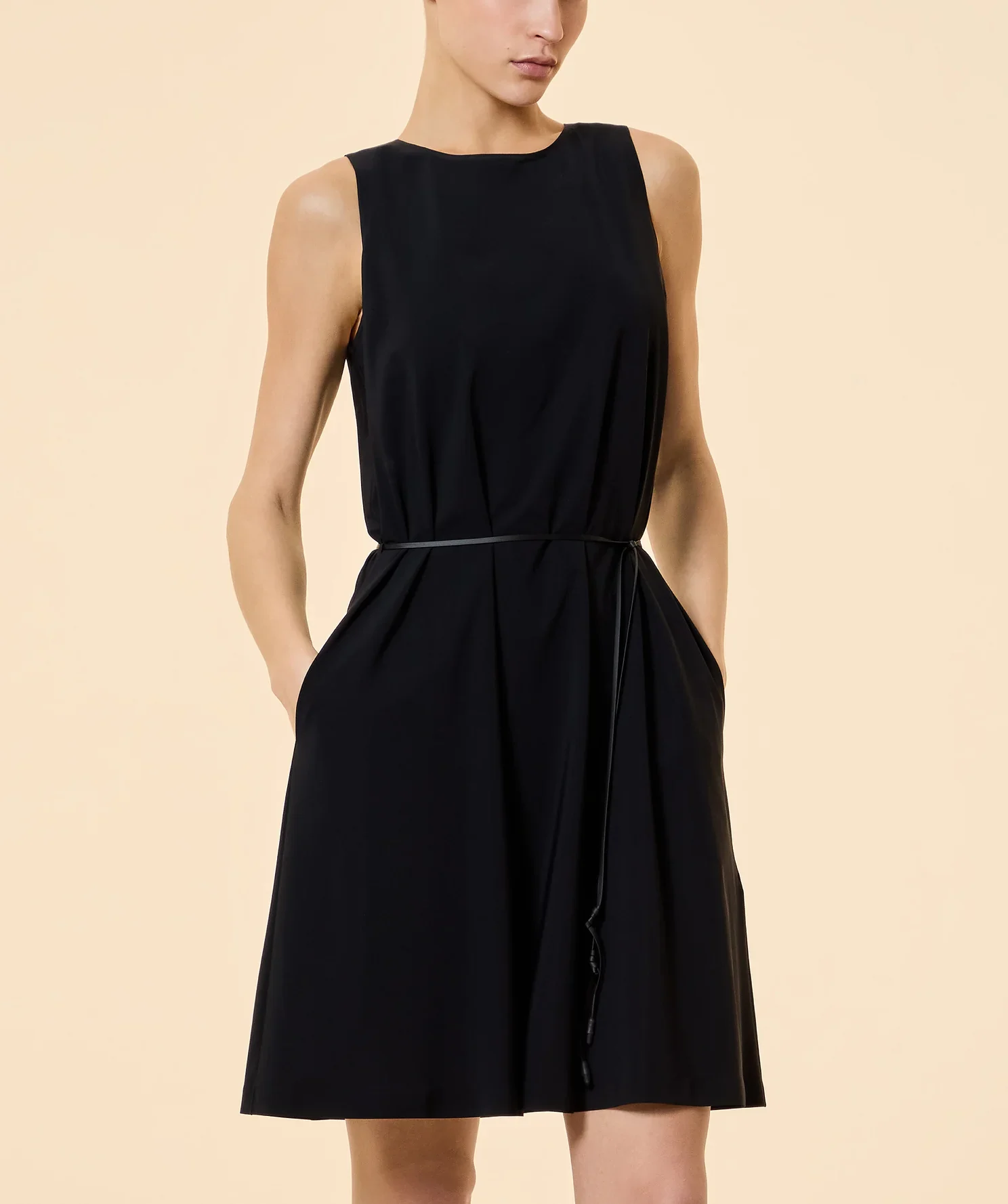 VESTIDO NEGRO RRD